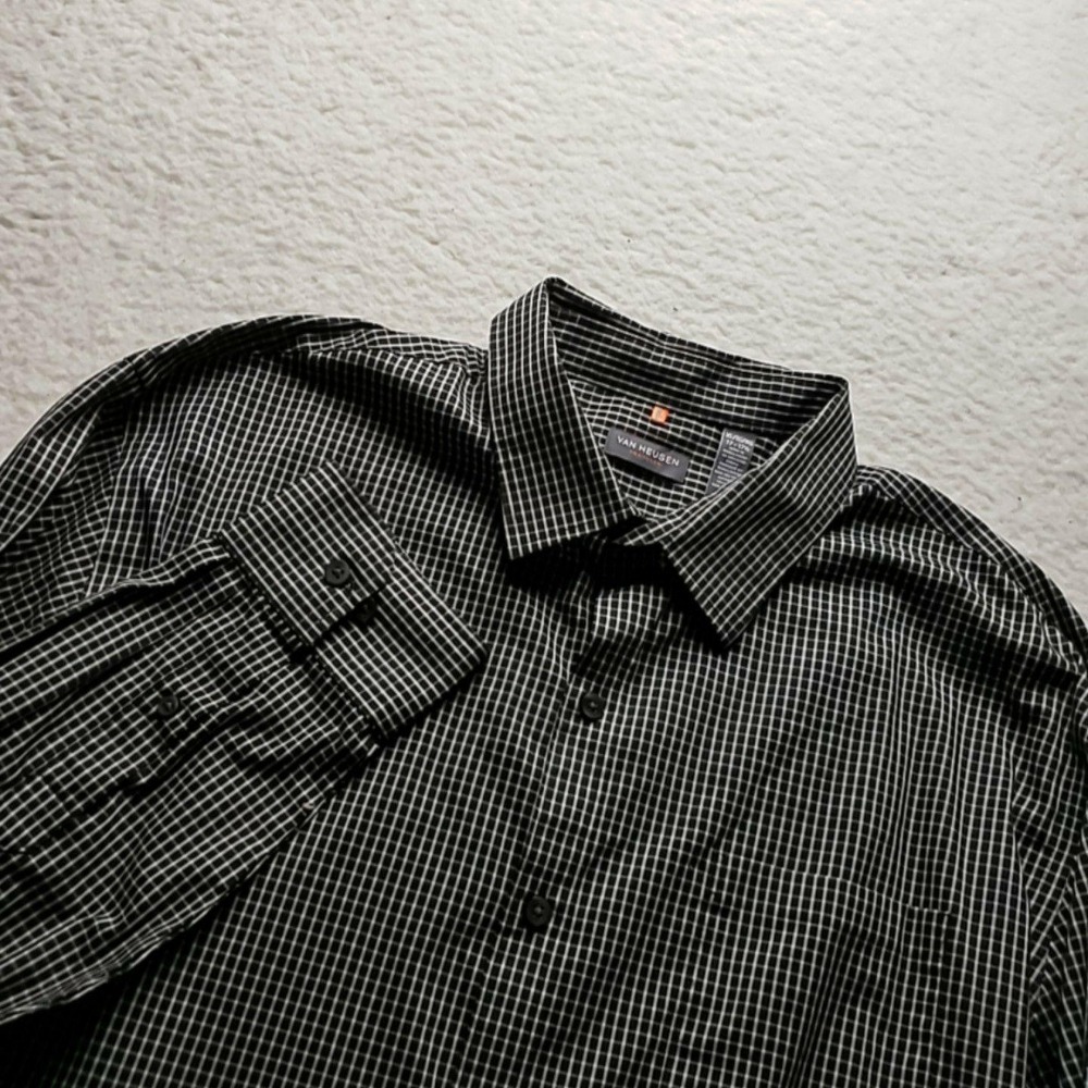 Van Heusen Dress Shirt Mens XL 17.5 Black Gingham‎ Traveler Woven Long Sleeve